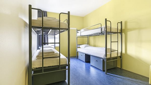 Hans Brinker Budget Hotel - Mehrbettzimmer